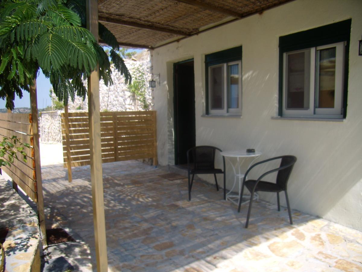 Zephyros Rooms And Apartments Drymon Zewnętrze zdjęcie