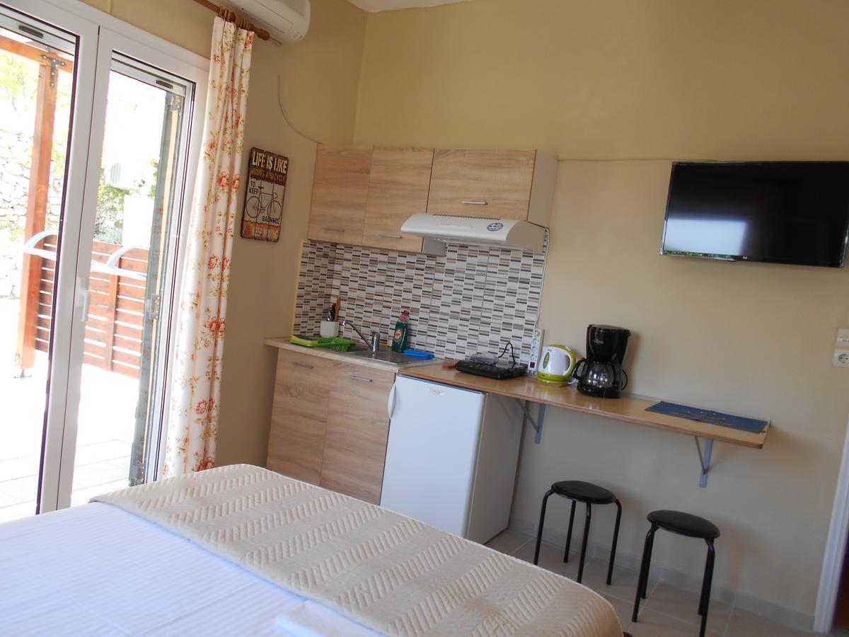 Zephyros Rooms And Apartments Drymon Zewnętrze zdjęcie