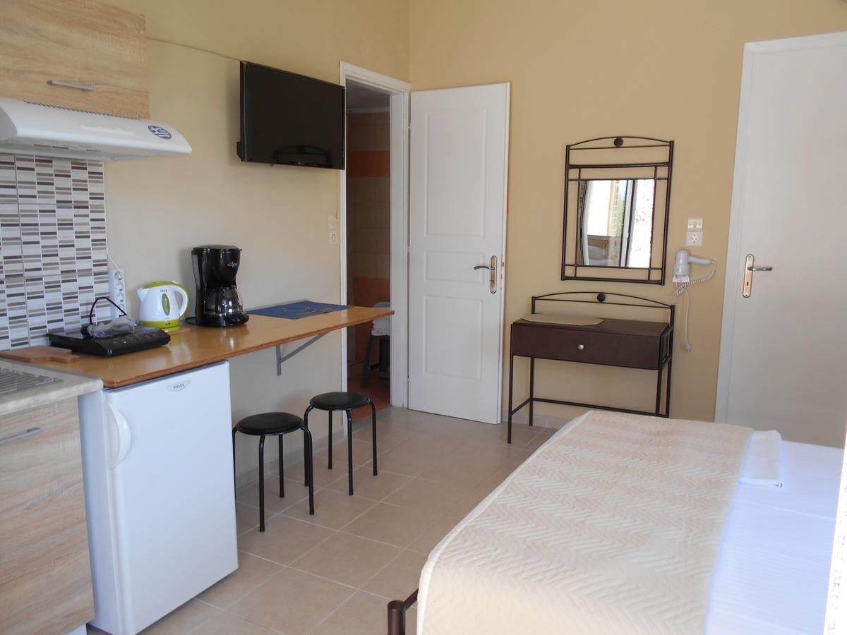 Zephyros Rooms And Apartments Drymon Zewnętrze zdjęcie