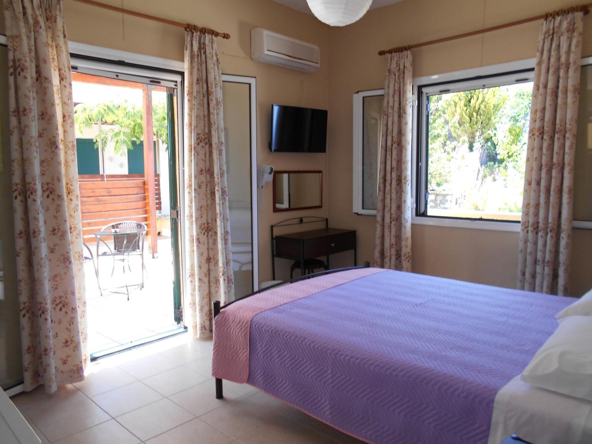 Zephyros Rooms And Apartments Drymon Zewnętrze zdjęcie
